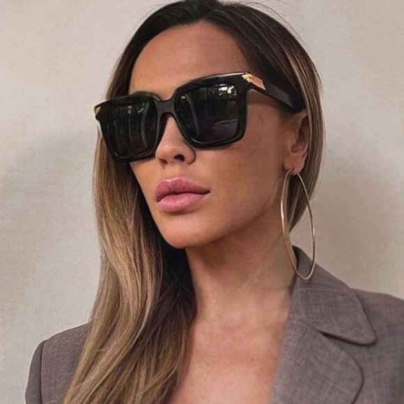 ?️ New Bottega Veneta BV1005S 001 Sunglasses - Black Frame, Grey Lenses main image 6
